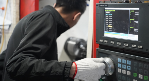 cnc_machine_operation